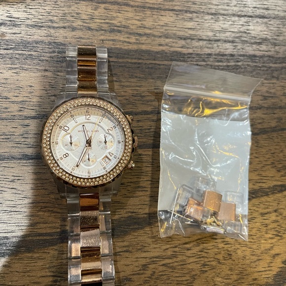 Michael Kors Rose Gold & Clear Watch - Picture 1 of 5